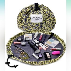 LAY/N/GO Cosmo cosmetic bag in yellow leopard print. Brand new never used
